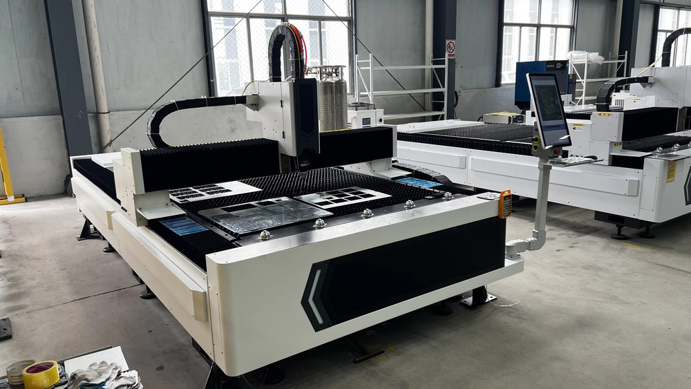 TN3015H RVS-vezellaser snijmac - Industrial Applications Of Laser recensie en prijs