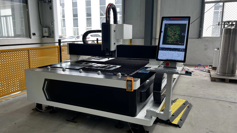 TN3015H RVS-vezellaser snijmac - Industrial Applications Of Laser recensie en prijs